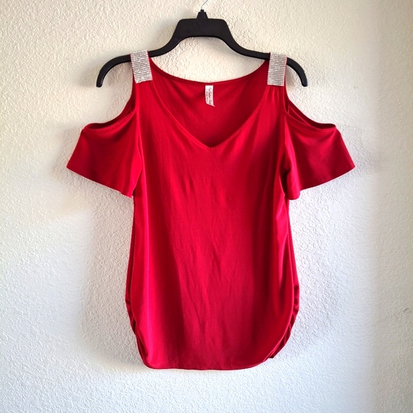 PreSeption Concepts Tops - Red Shoulder Cut Out Cold Shoulder Small Cinched Bling Short Sleeve Shirt 🔷️